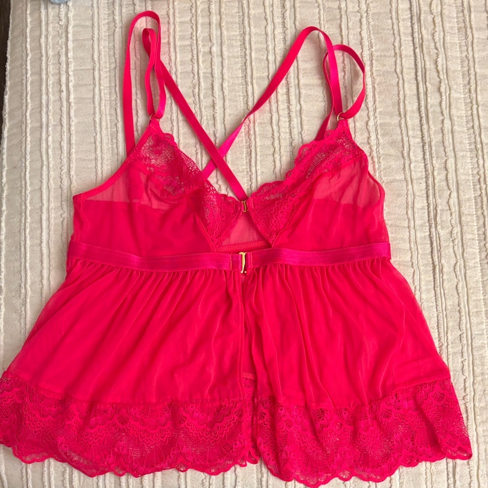 Mentionables Top
